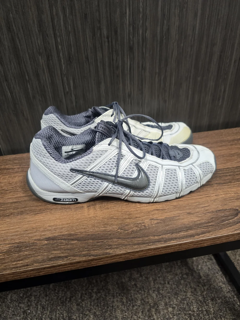 Nike Air Zoom Fencer Men’s Size 9 Grey Black 321088-002 Fencing Shoes